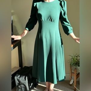 EUC Calvin Klein Green Cocktail/Day Dress with 3/4 Puff Sleeves